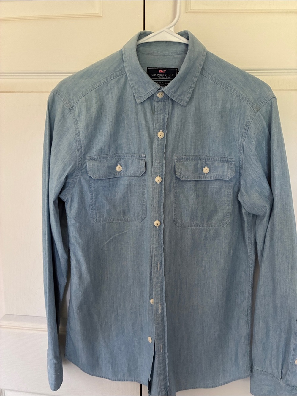 Vineyard Vines Light Blue Button-Down Chambray Shirt